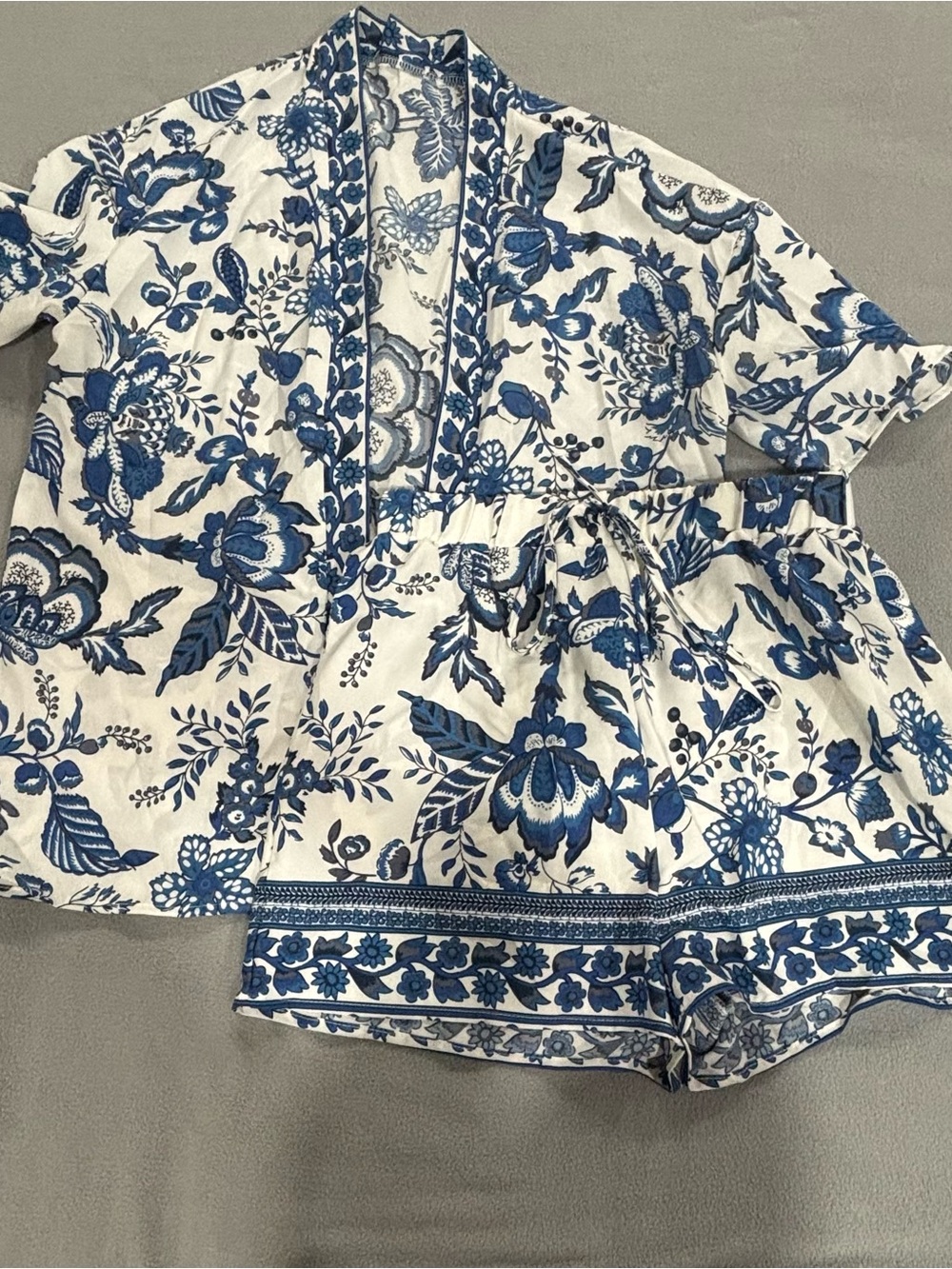 SHEIN White Pajama Set with Blue Floral Print